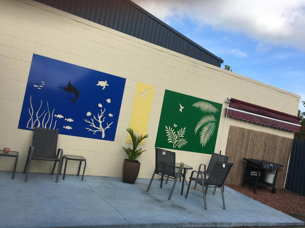 Black Marlin Motel Innisfail Exterior foto